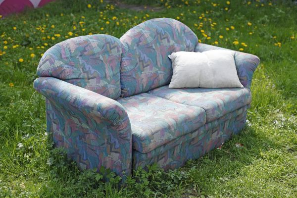Couch Disposal in Nampa