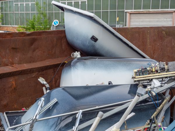 Bathtub Disposal in Nampa